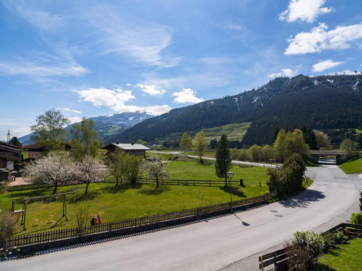 Modern Apartment Near Ski Area In M Hlbach Dorf  Esterno foto