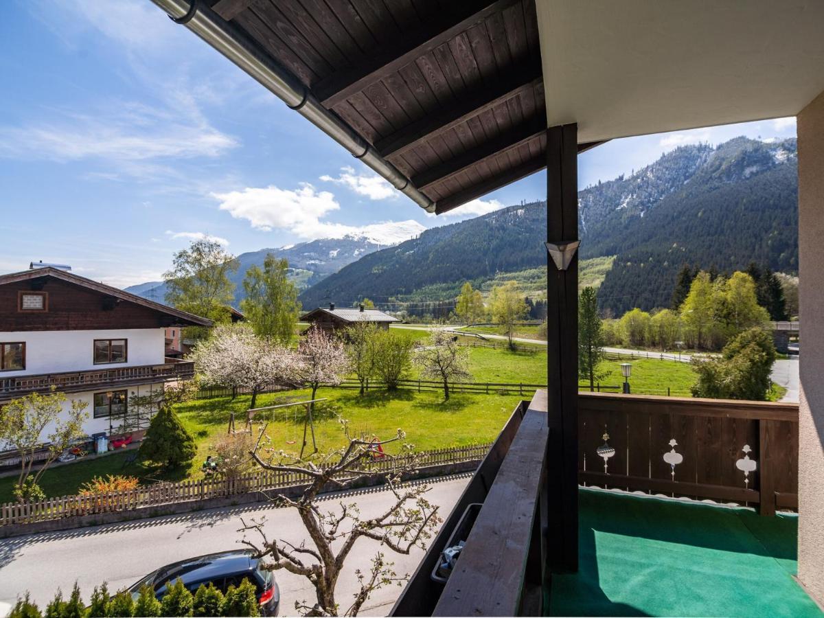 Modern Apartment Near Ski Area In M Hlbach Dorf  Esterno foto